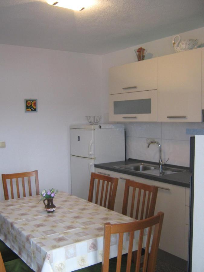 Apartmani Jole 特罗吉尔 外观 照片